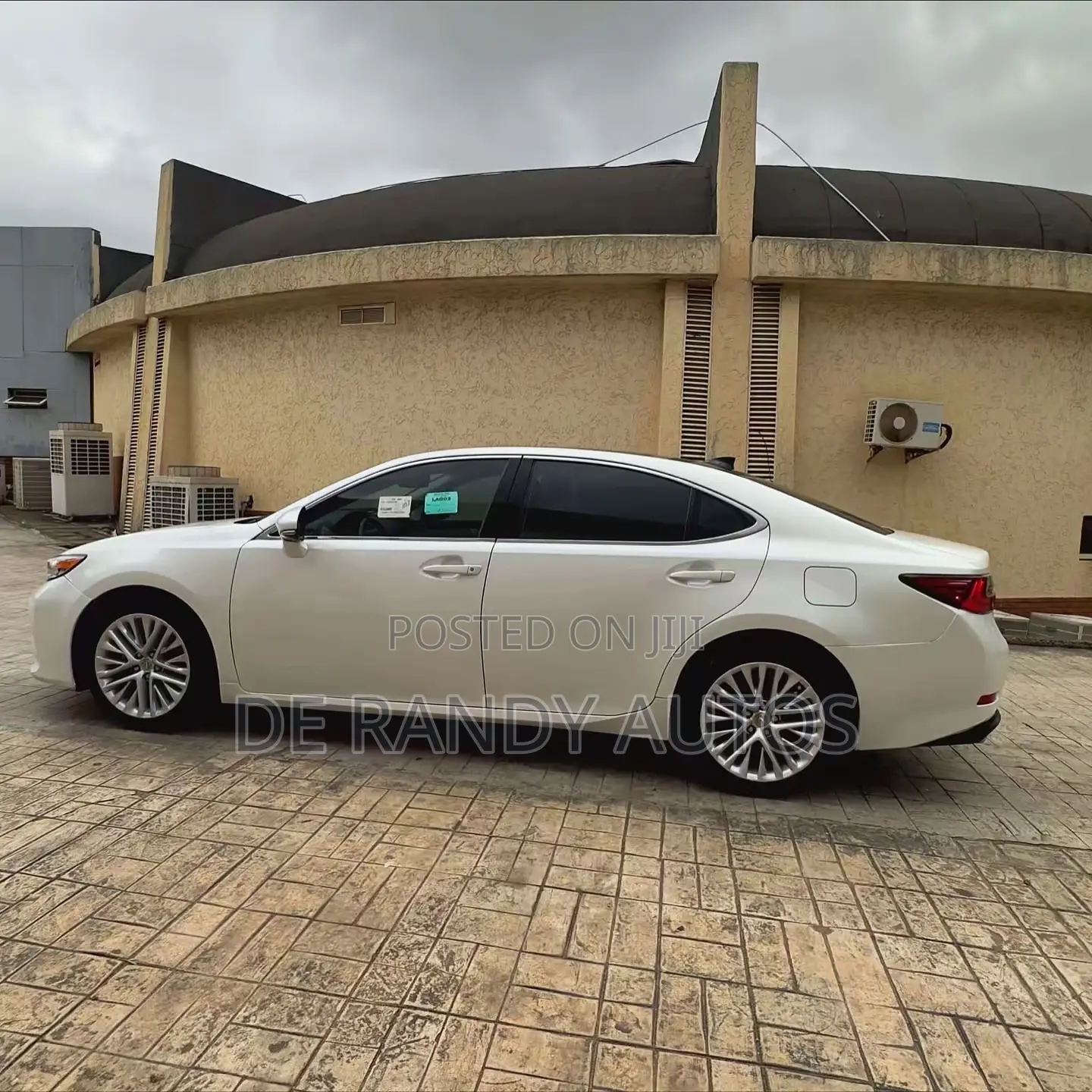 Lexus ES 350 FWD 2016 White