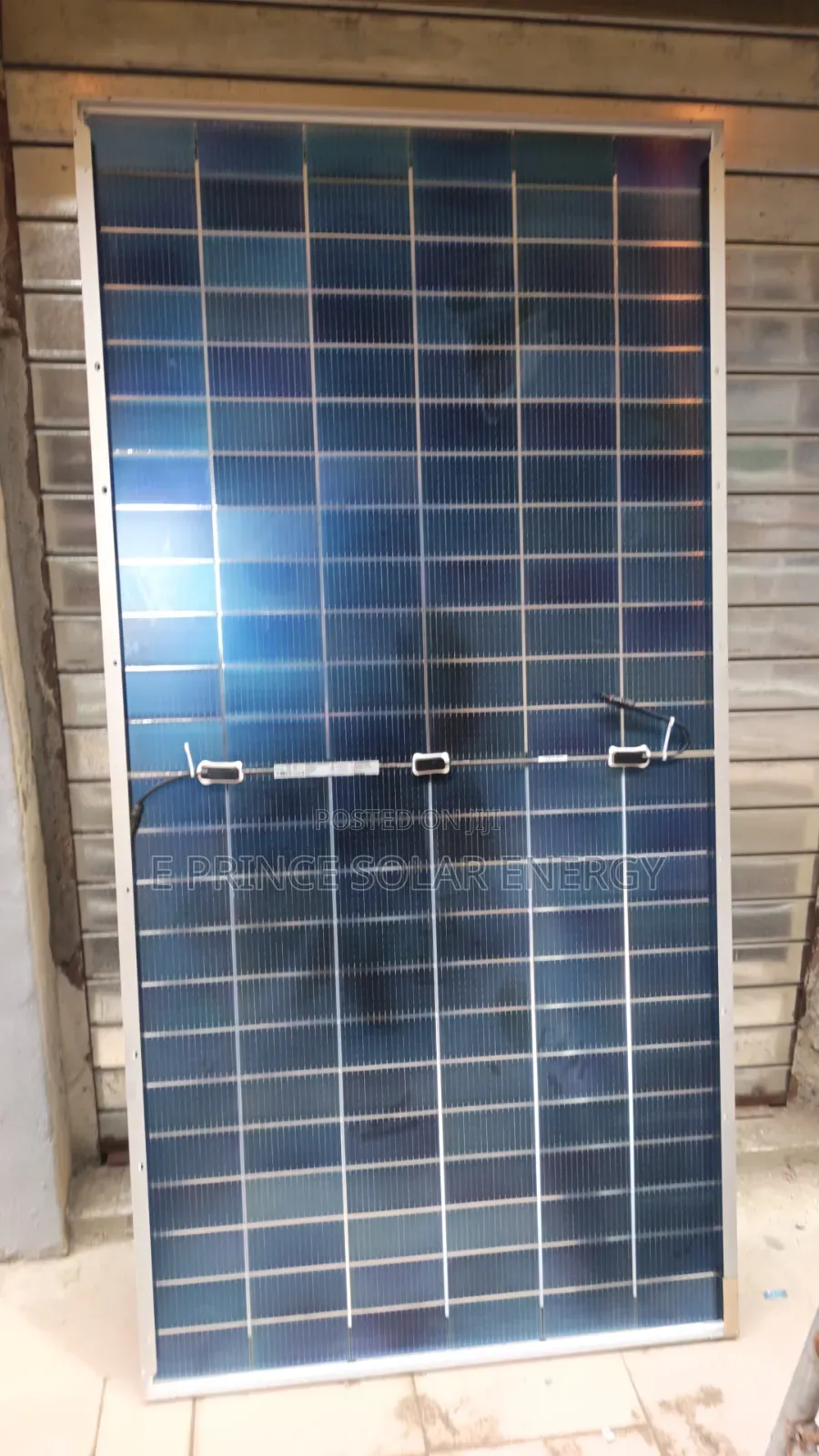 650 Watts Jinko Solar Panel