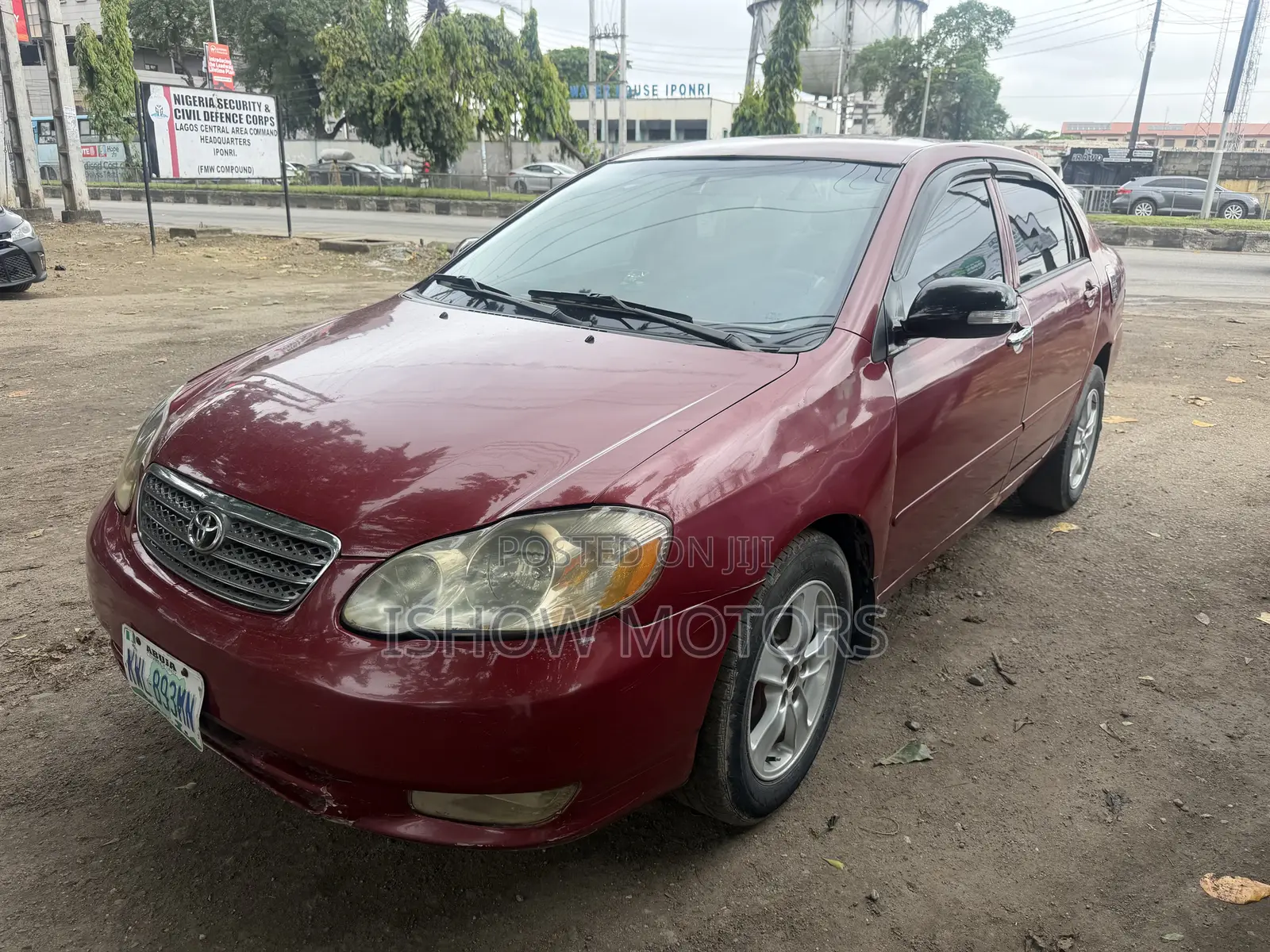 Toyota Corolla LE 2004 Red