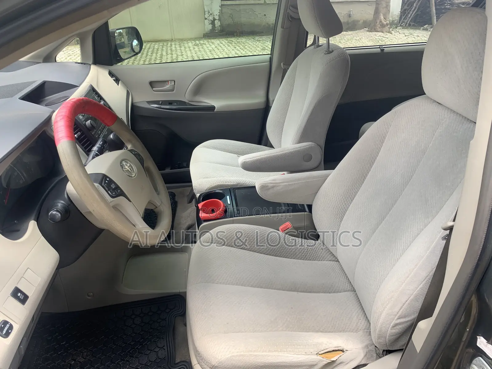 Toyota Sienna LE 7 Passenger Mobility 2012 Gray