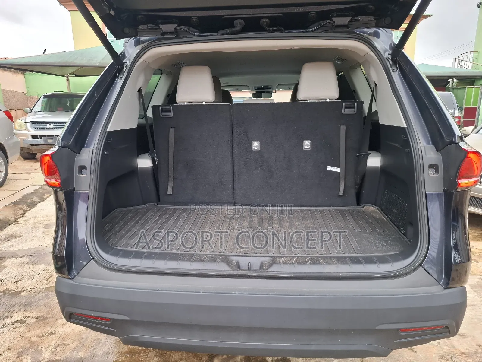 Toyota Highlander Limited FWD 2024 Blue