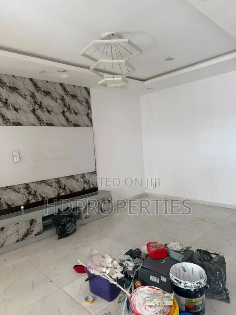 Mini Flat in Royal Pine, Lagos Island / Lagos Island for rent