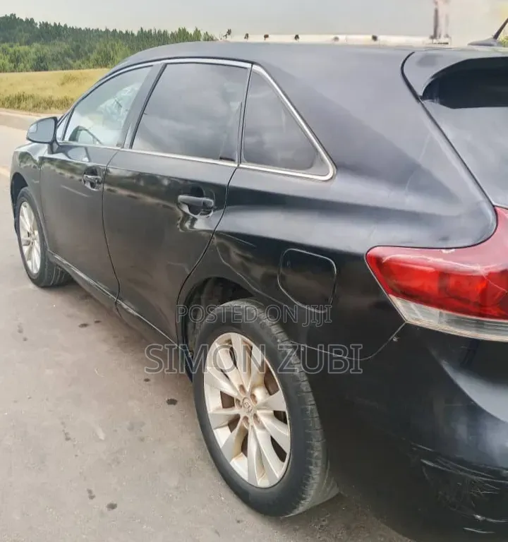 Toyota Venza LE 2013 Black
