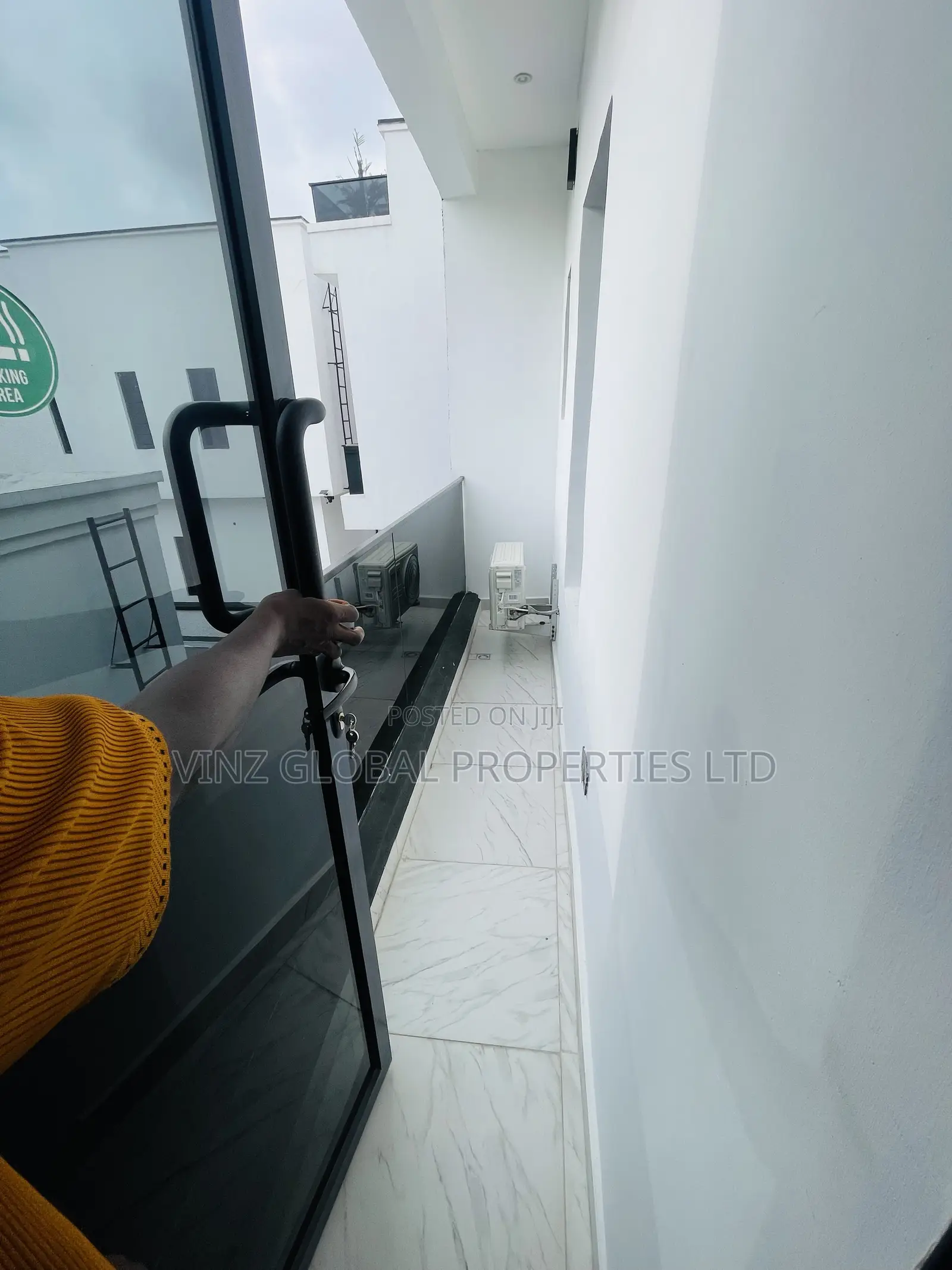 Brand New 2 Bedroom Luxury Apartment With Gym
