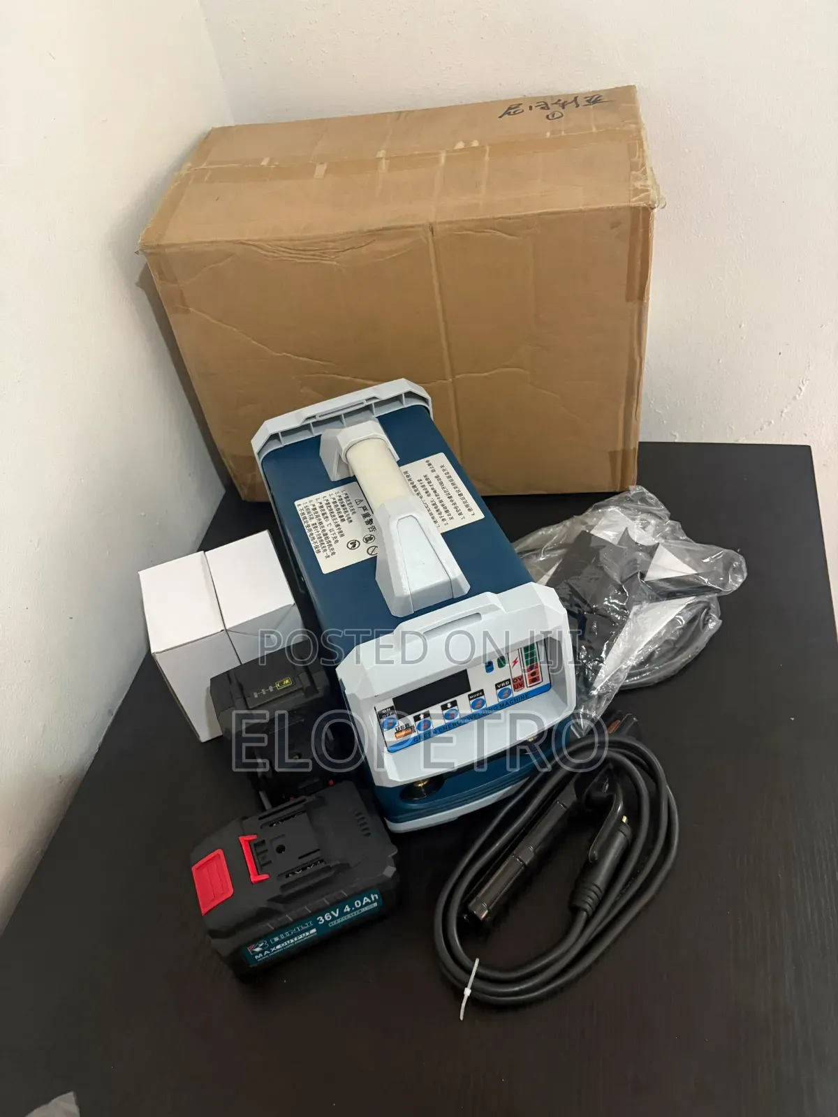 Cordless Portable Welding Machine, Battery Powered