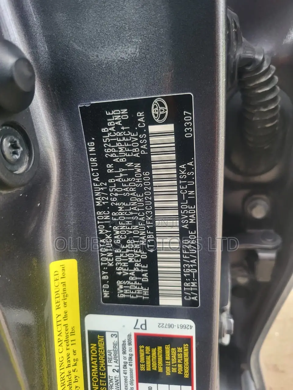 Toyota Camry LE 4dr Sedan (2.5L 4cyl 6A) 2013 Gray