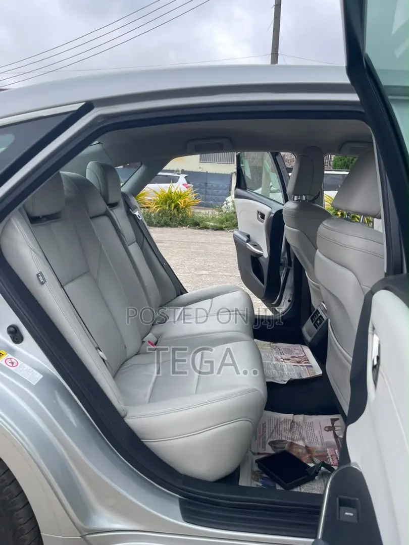 Toyota Avalon XLE 4dr Sedan (3.5L 6cyl 6A) 2014 Silver