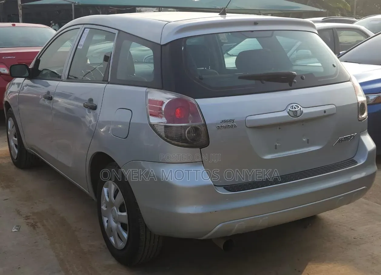 Toyota Matrix 2007 Silver