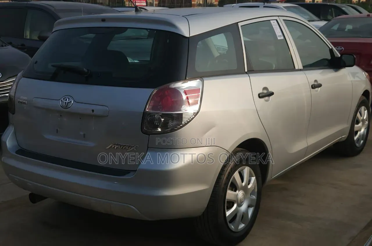 Toyota Matrix 2007 Silver
