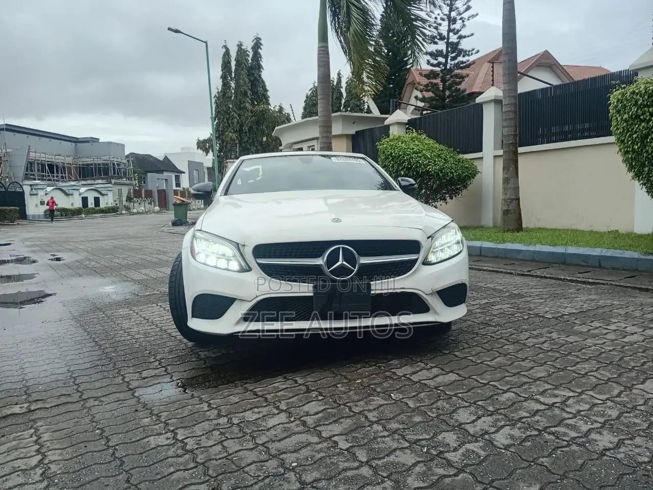 Mercedes-Benz C300 2019 White