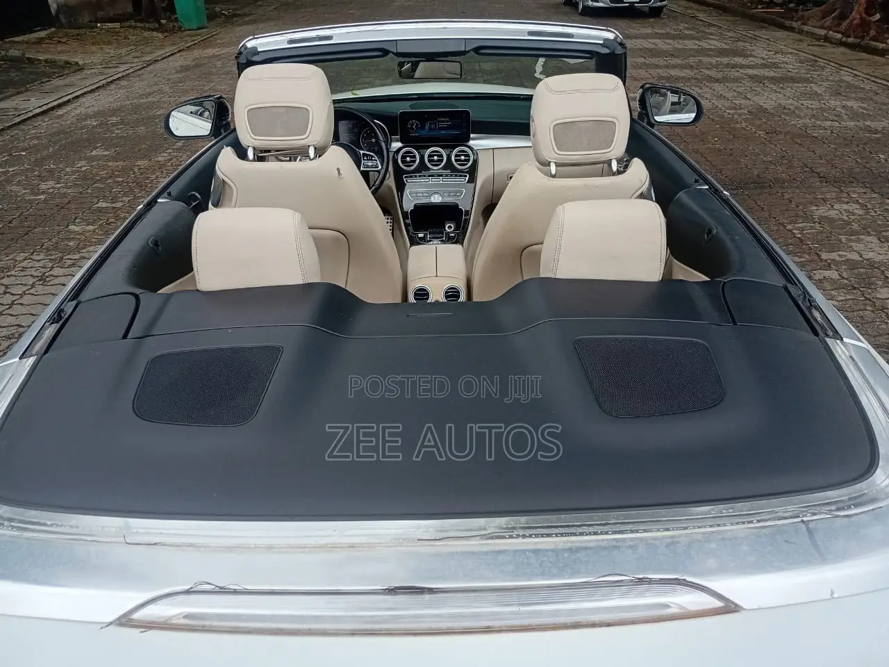Mercedes-Benz C300 2019 White