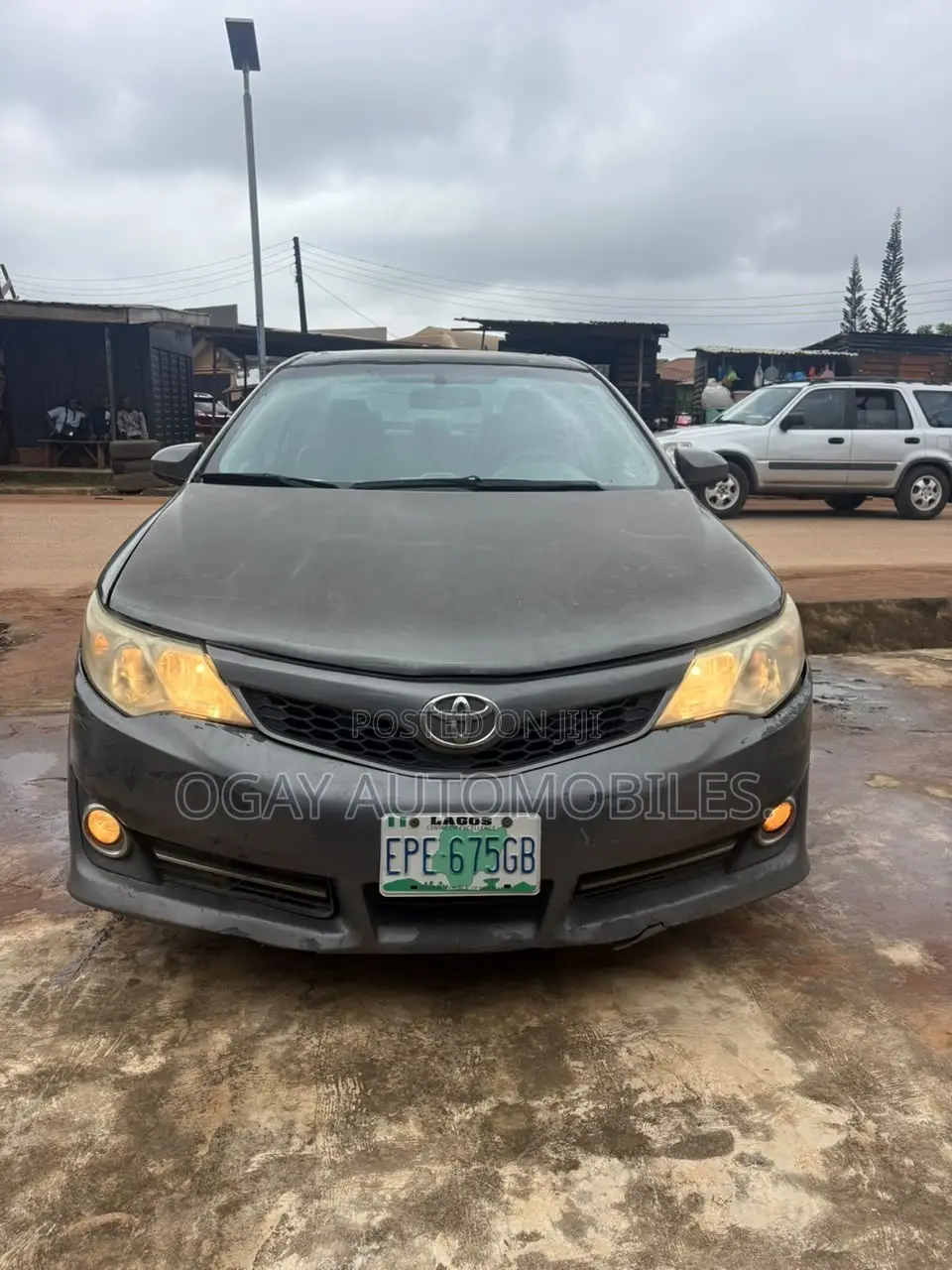 Toyota Camry SE 4dr Sedan (3.5L 6cyl 6A) 2014 Gray