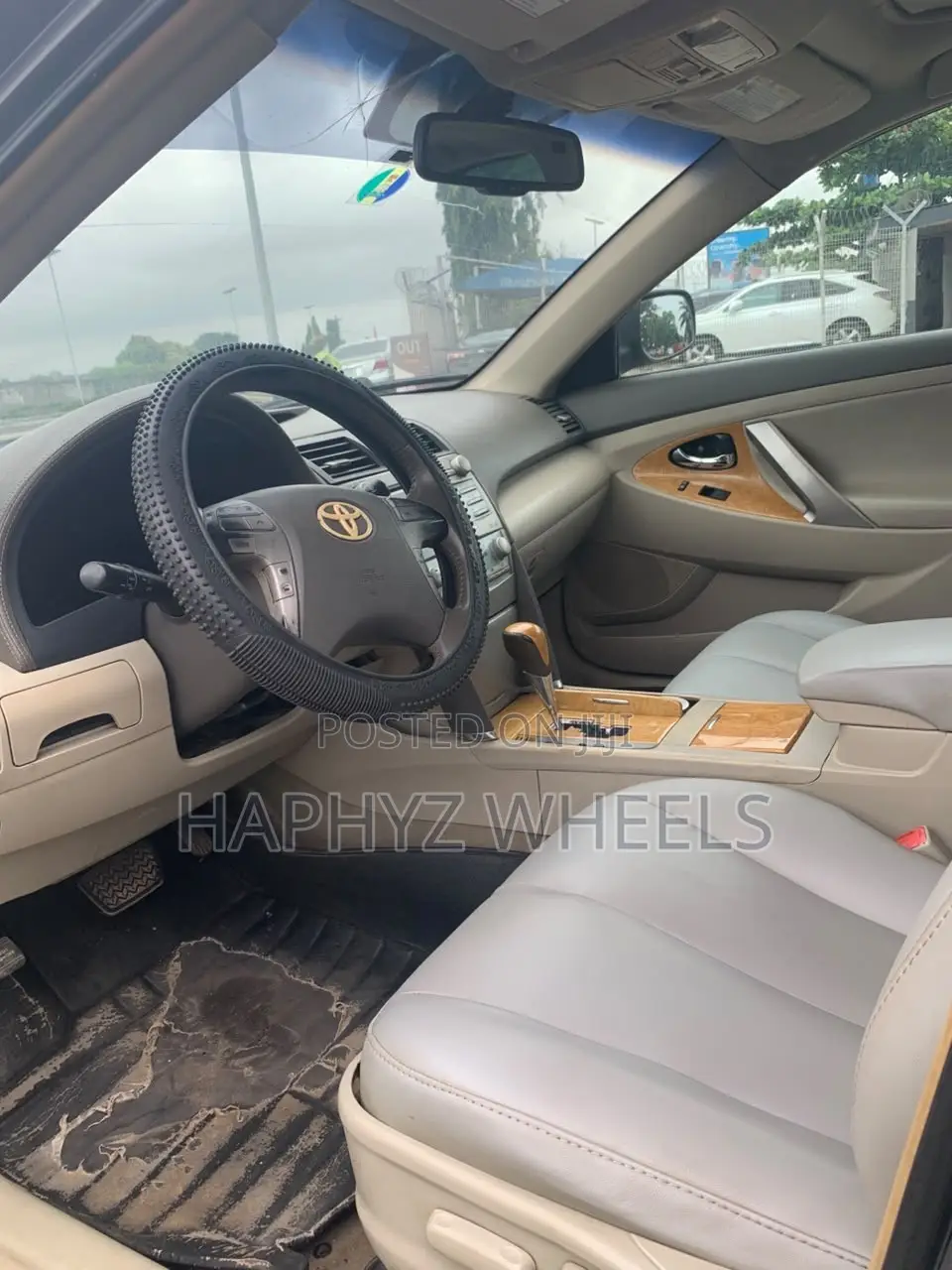 Toyota Camry XLE 4dr Sedan (2.4L 4cyl 5A) 2009 Gray