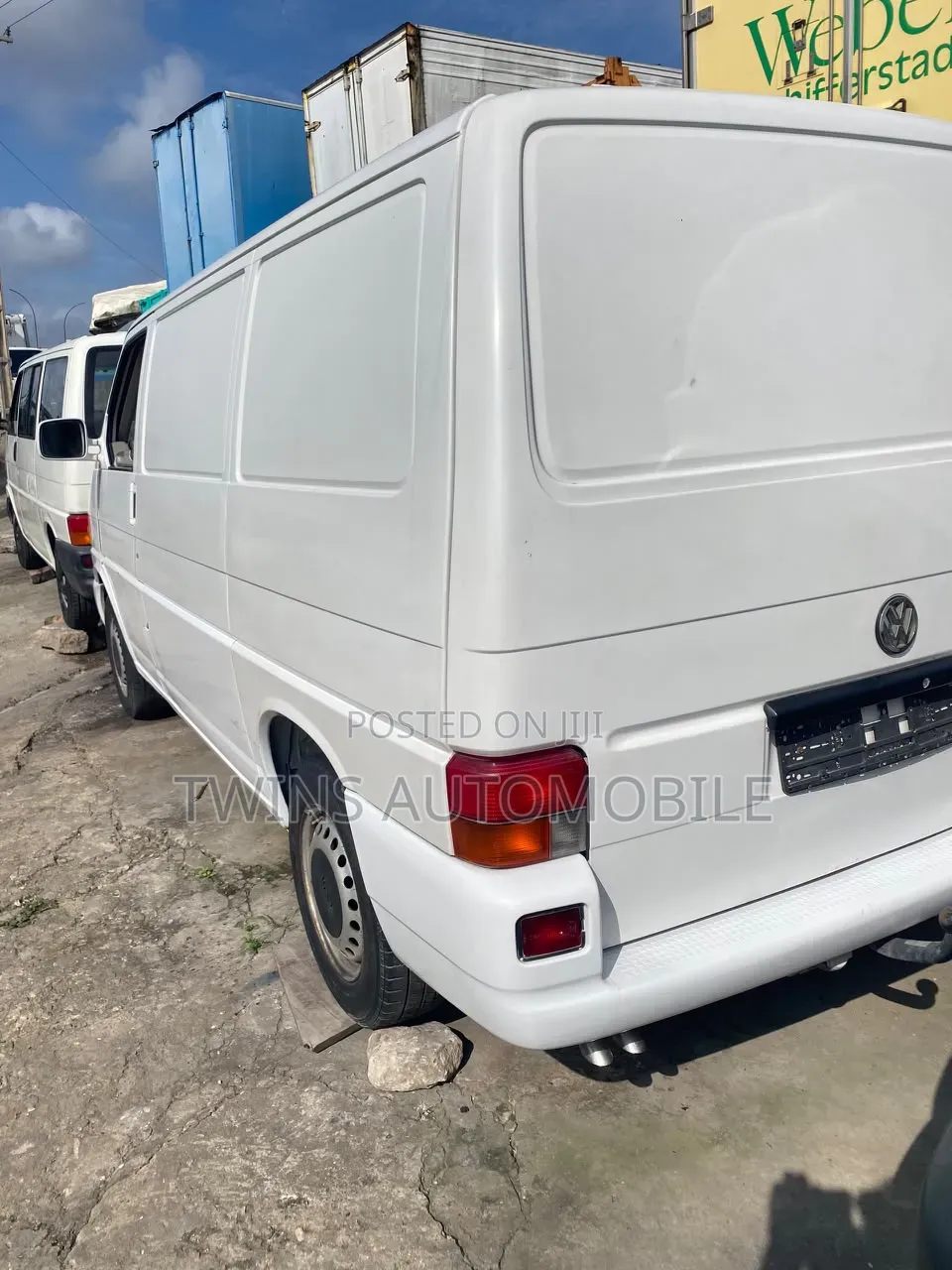 Volkswagen Transporter 2002 White