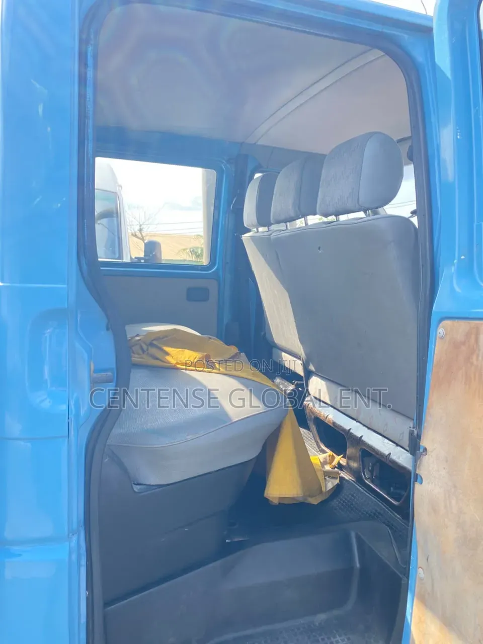 Volkswagen Transporter 2003 Blue