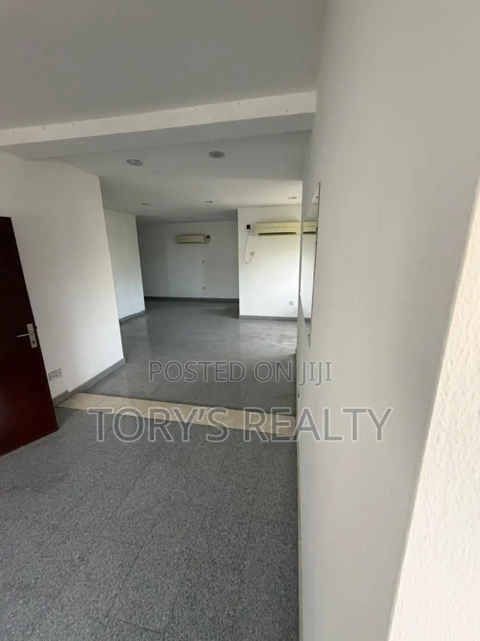 5bdrm Duplex in Lekki Phase 1 for rent