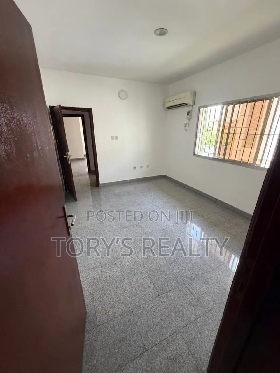 5bdrm Duplex in Lekki Phase 1 for rent