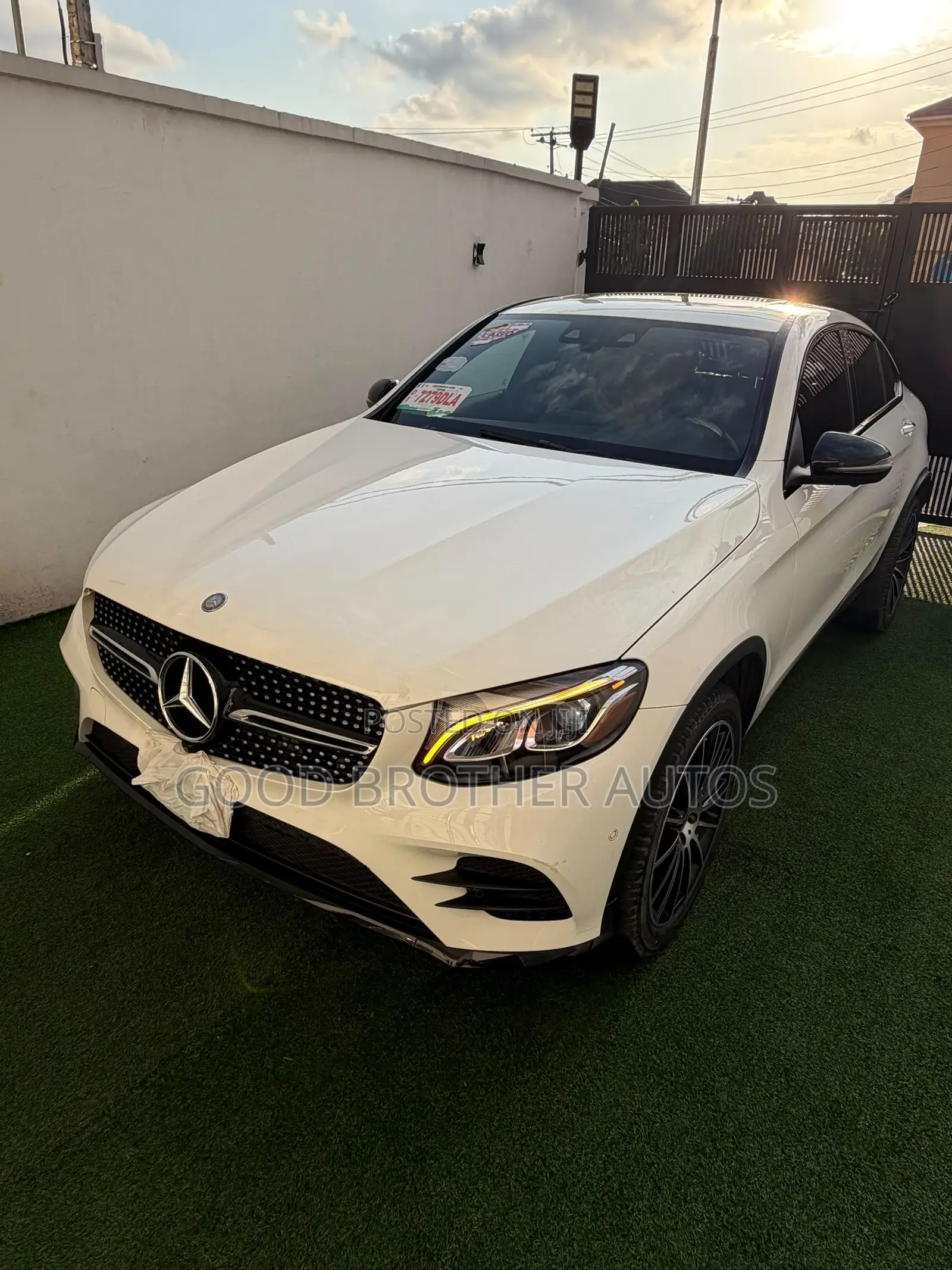 Mercedes-Benz GLC-Class 2017 White