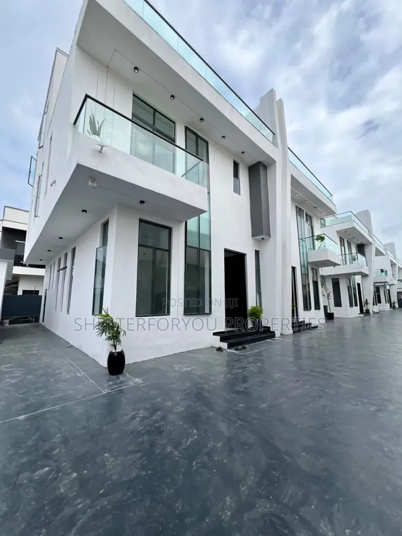 5bdrm Duplex in Lekki Expressway for sale