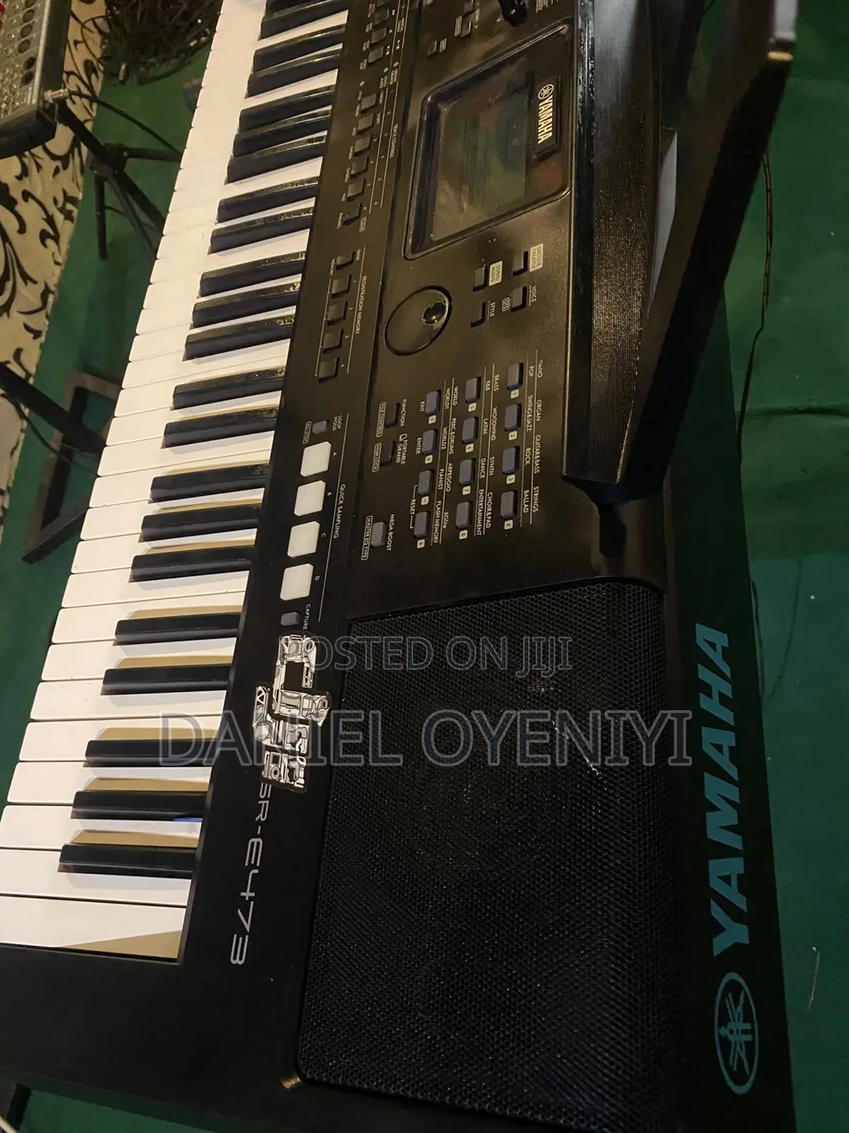 Yamaha PSR-E473
