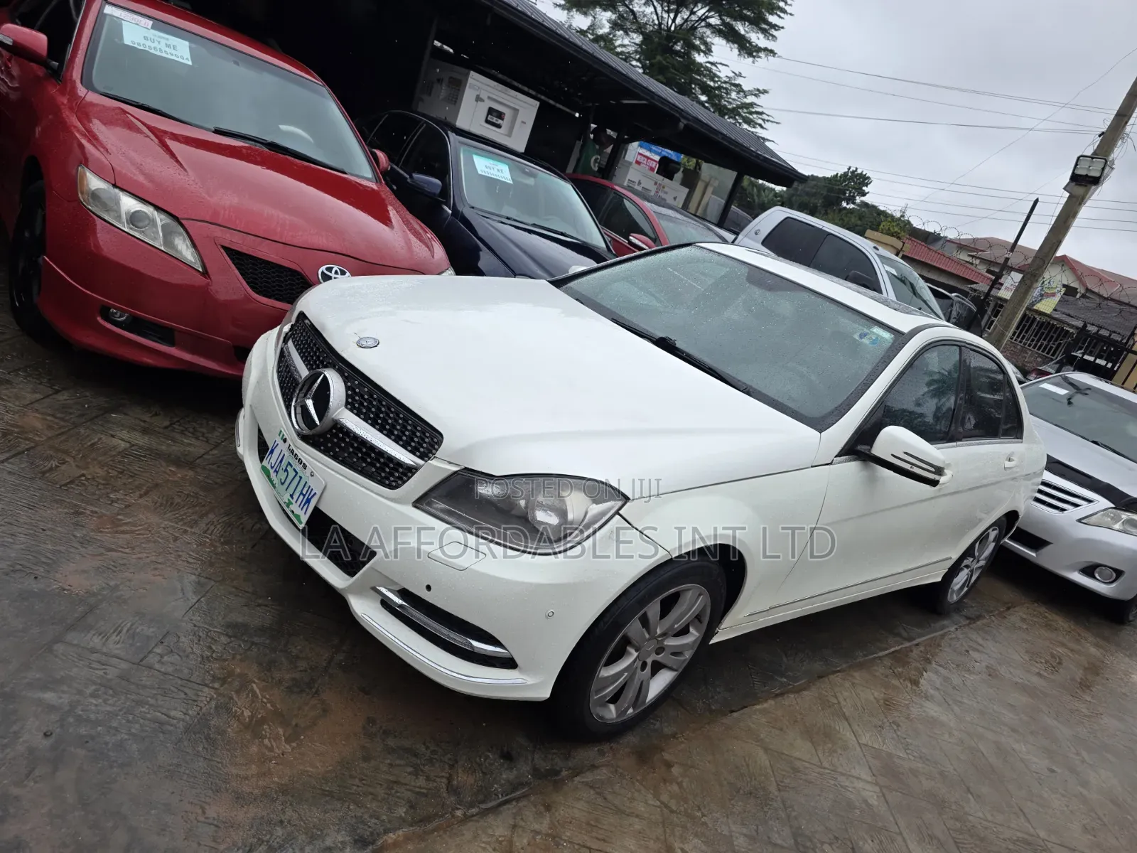Mercedes-Benz C300 Luxury Sedan RWD (3.0L 6cyl 7A) 2008 White