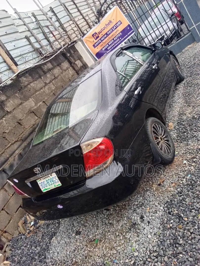 Toyota Camry LE V6 4dr Sedan (3.0L 6cyl 5A) 2006 Black