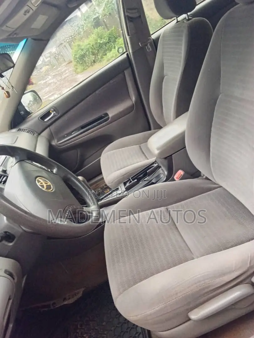 Toyota Camry LE V6 4dr Sedan (3.0L 6cyl 5A) 2006 Black
