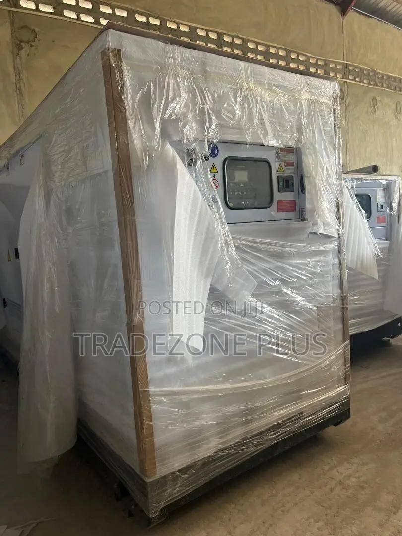Perkins 250kVA Soundproof Generator for Large Facilities