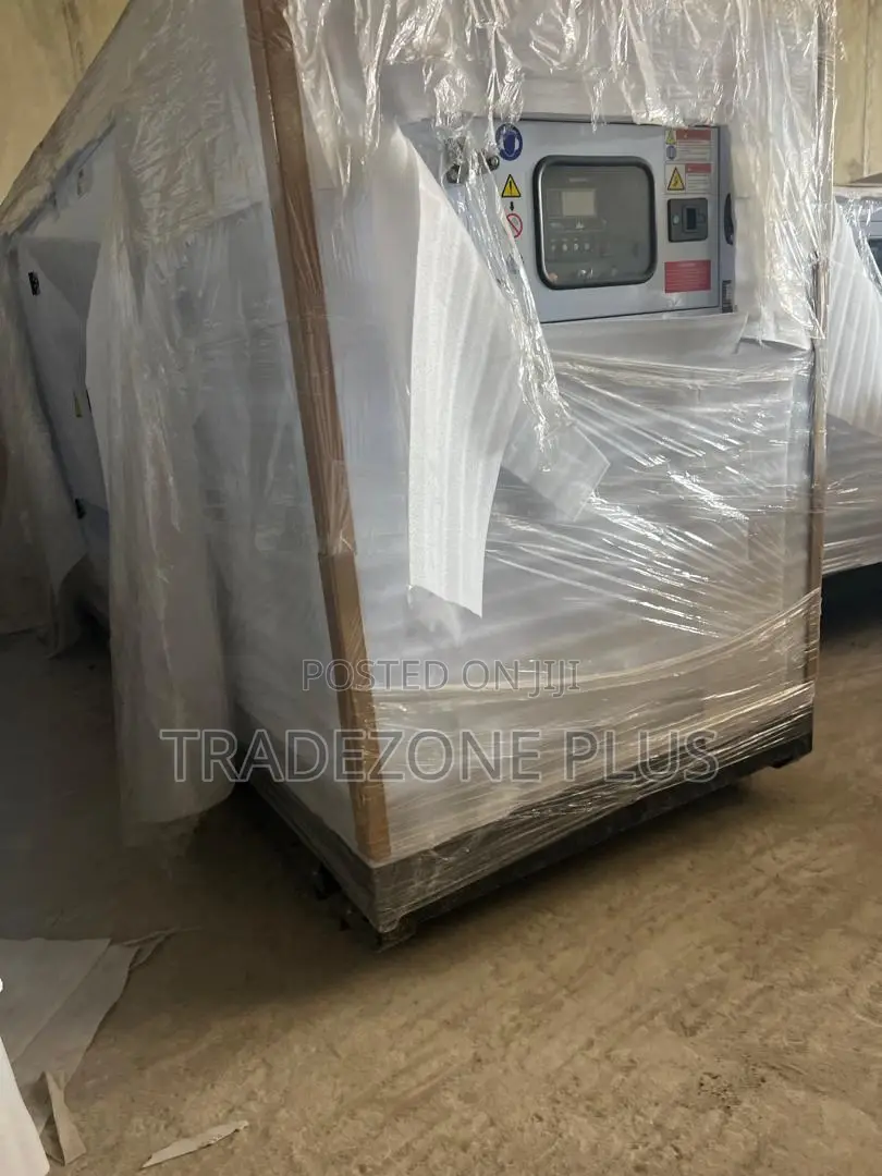 Perkins 250kVA Soundproof Generator for Large Facilities