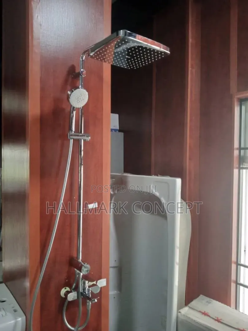 Grohe Luxury Standing Showers