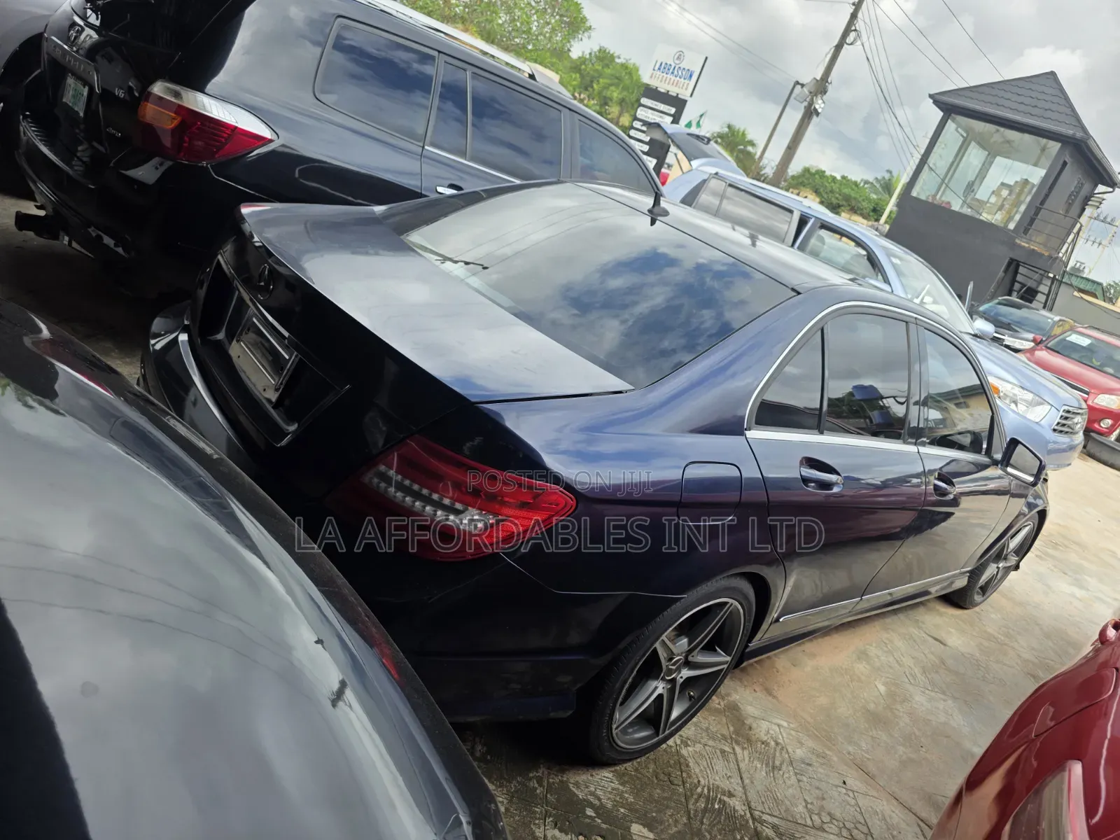 Mercedes-Benz C300 Luxury 4Matic Sedan AWD (3.0L 6cyl 7A) 2012 Blue