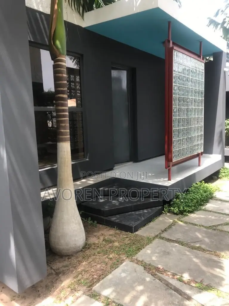 Furnished 3bdrm Apartment in Agungi for rent