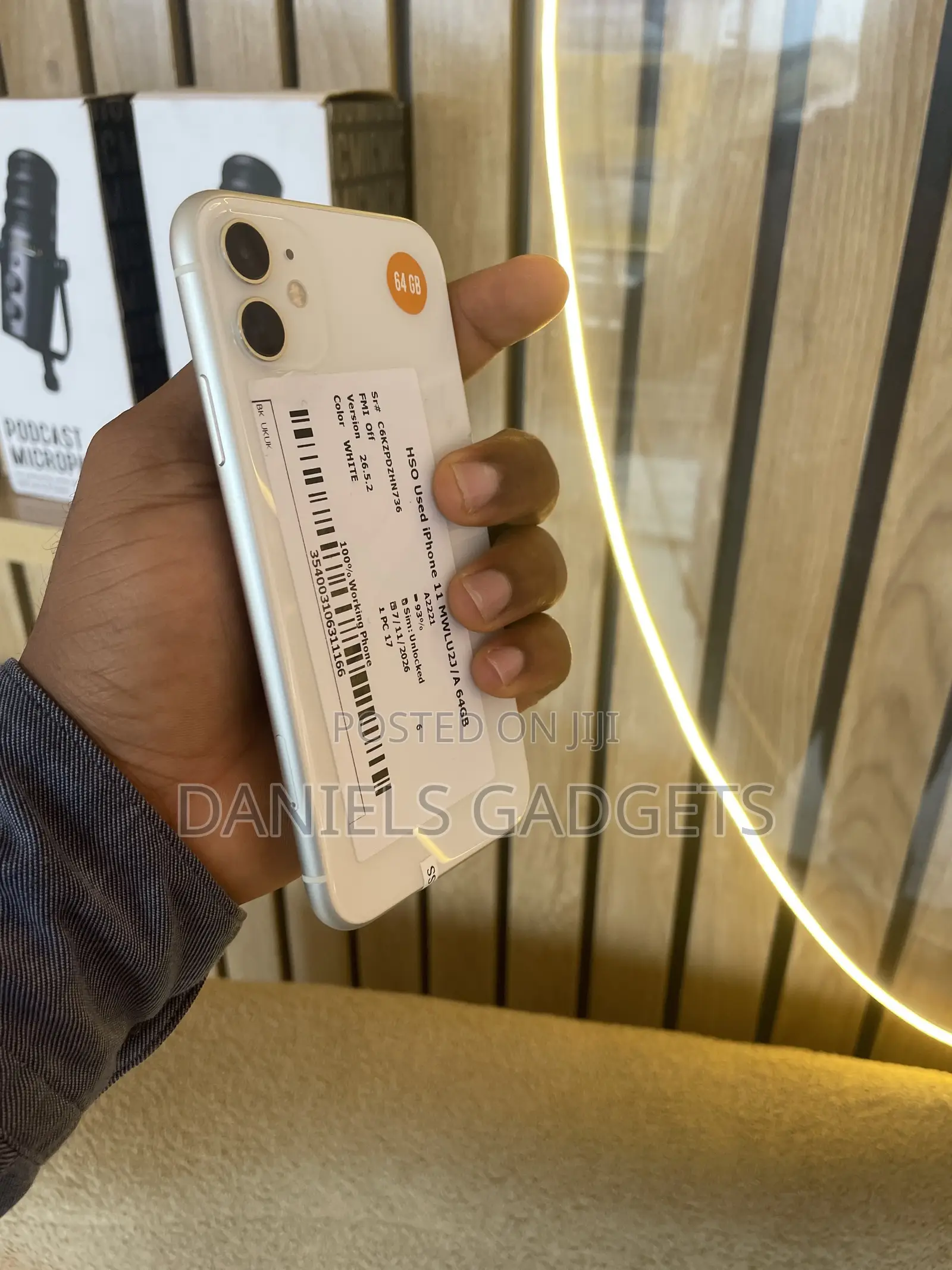 Apple iPhone 11 64 GB White
