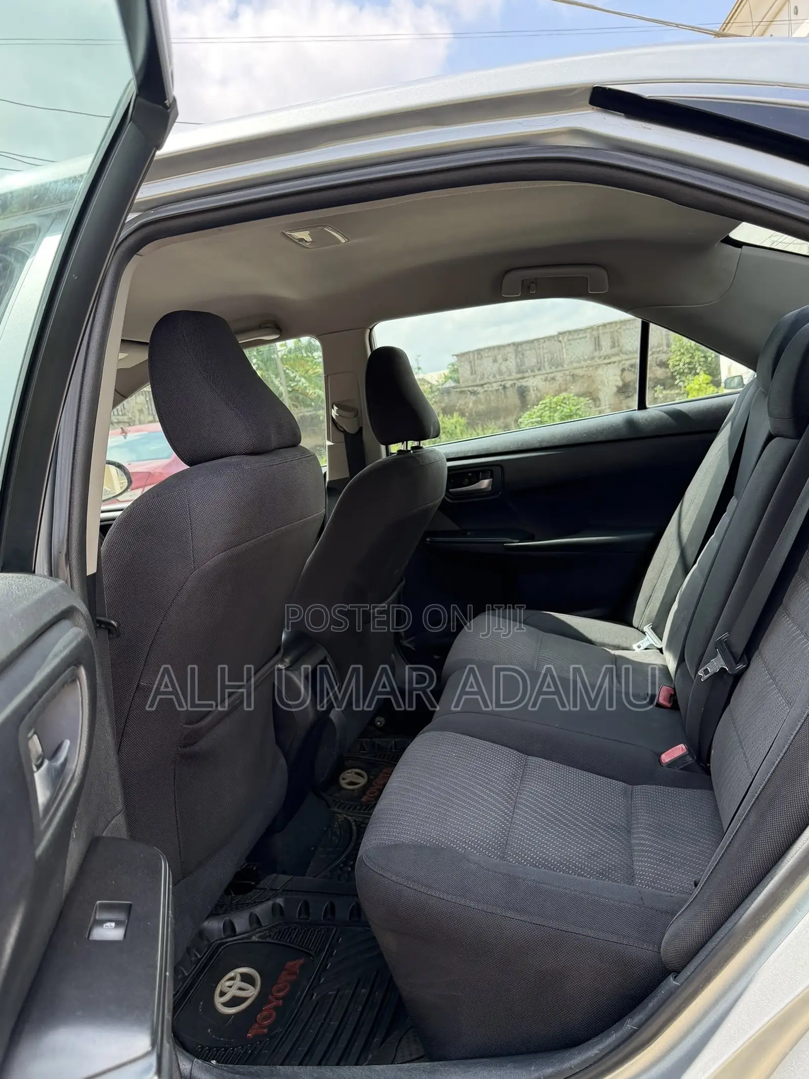 Toyota Camry 2015 Silver