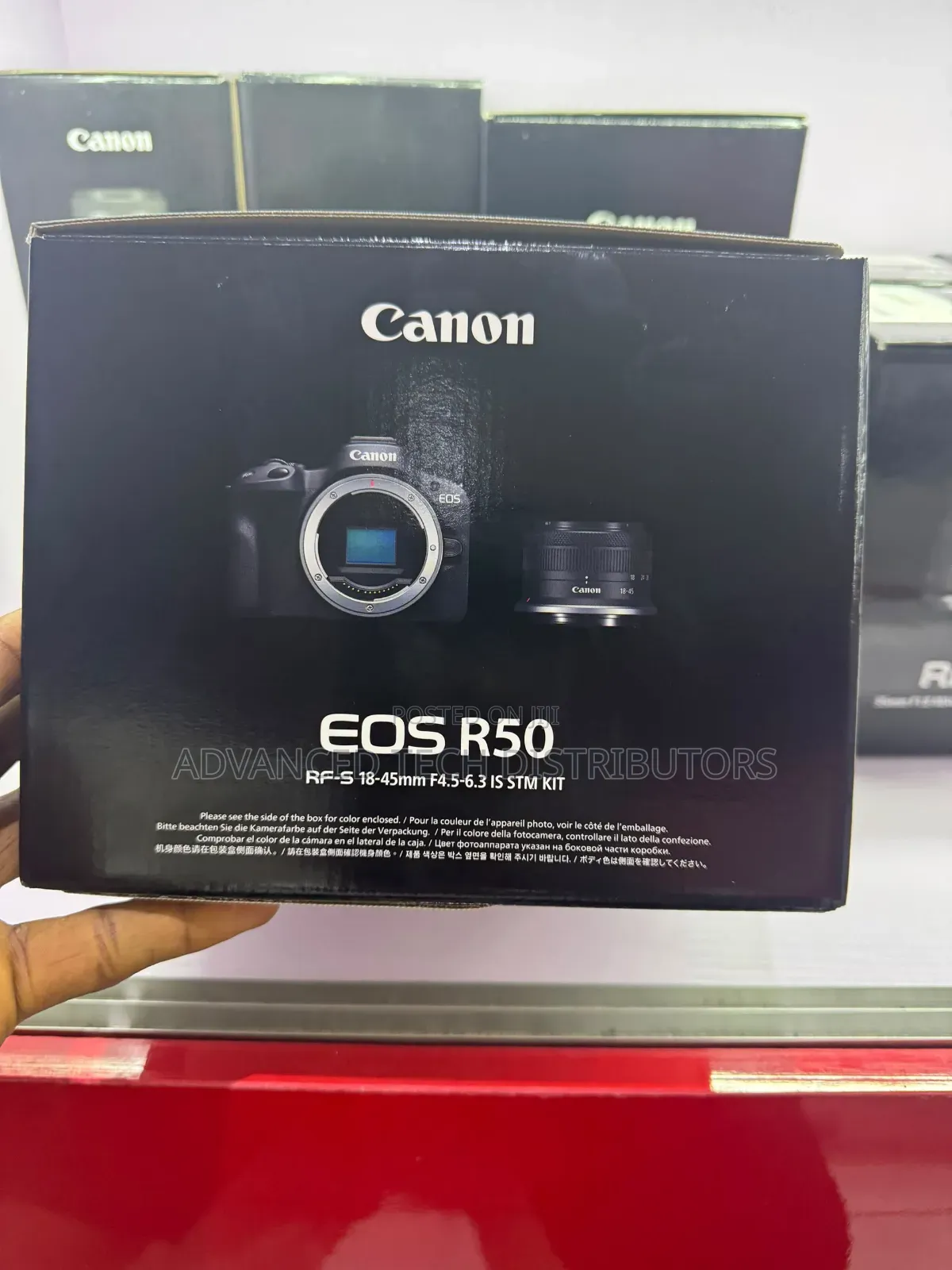 Canon Eos R50 With 18-45 STM Lens Kit