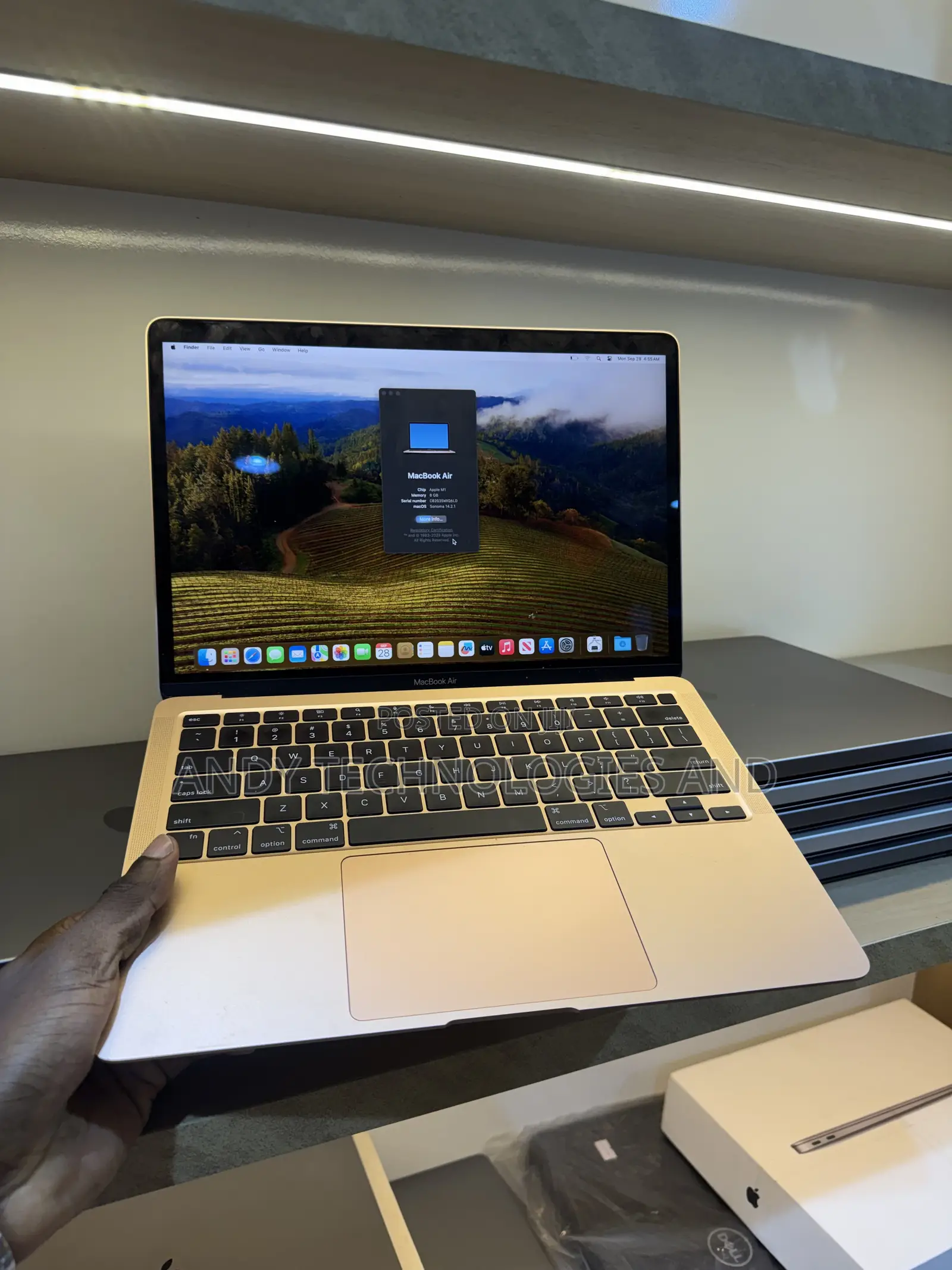 Laptop Apple MacBook Air 2020 M1 8GB Apple M1 SSD 512GB
