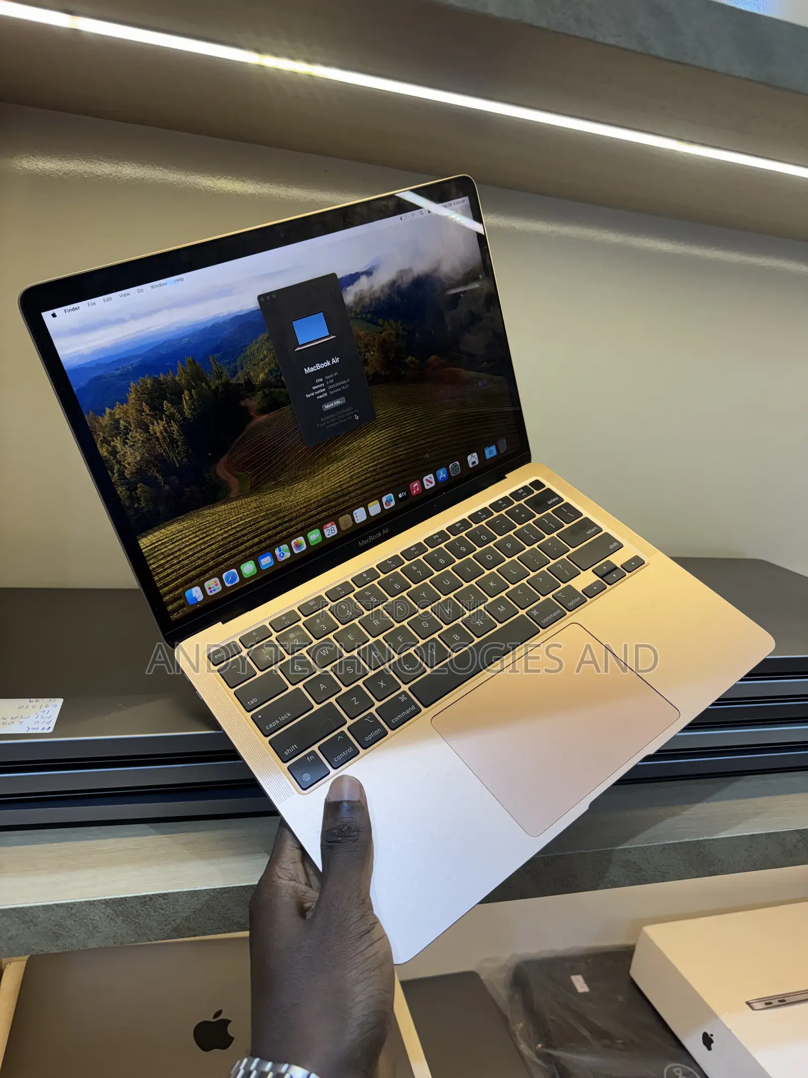 Laptop Apple MacBook Air 2020 M1 8GB Apple M1 SSD 512GB