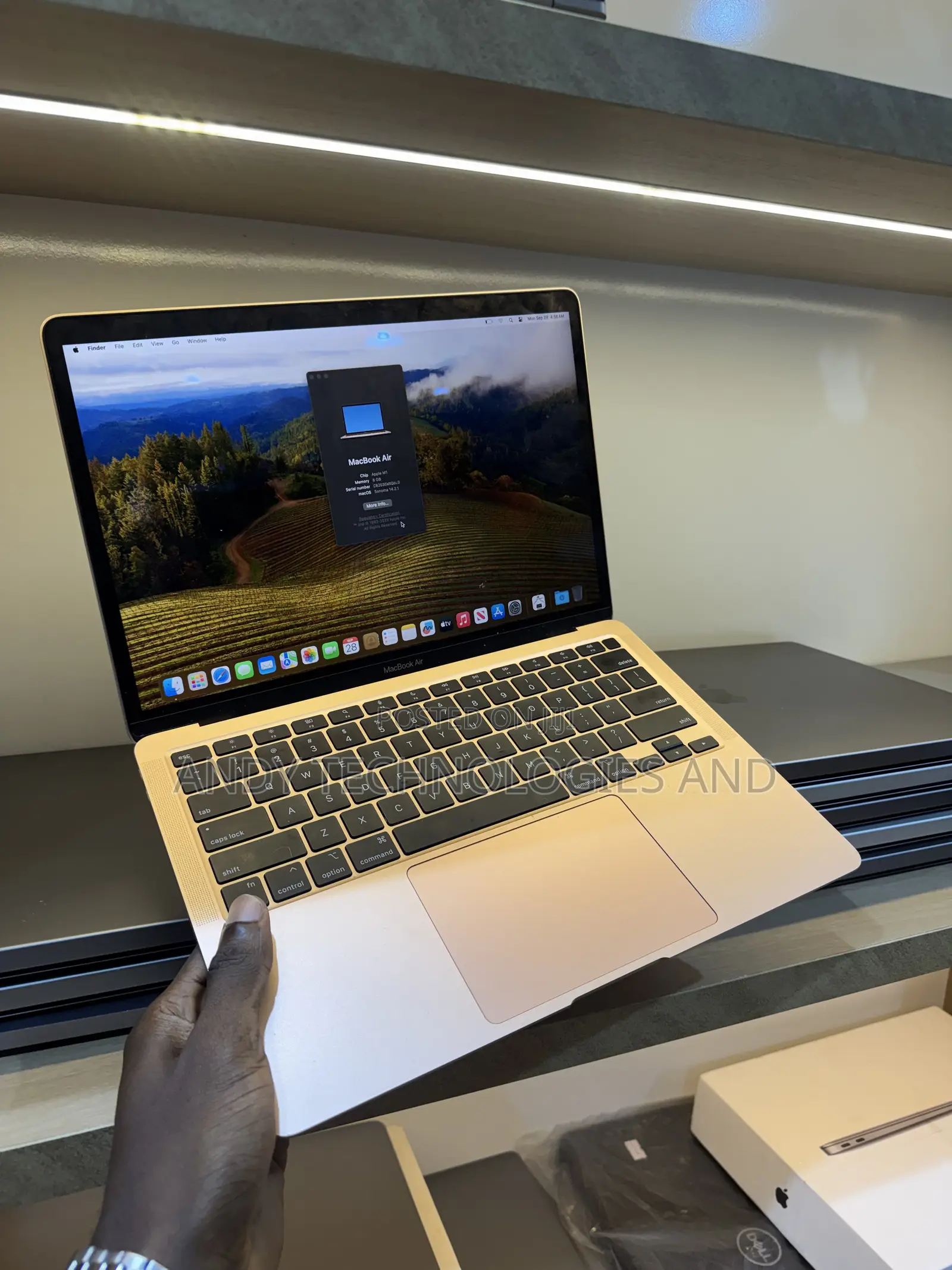 Laptop Apple MacBook Air 2020 M1 8GB Apple M1 SSD 512GB