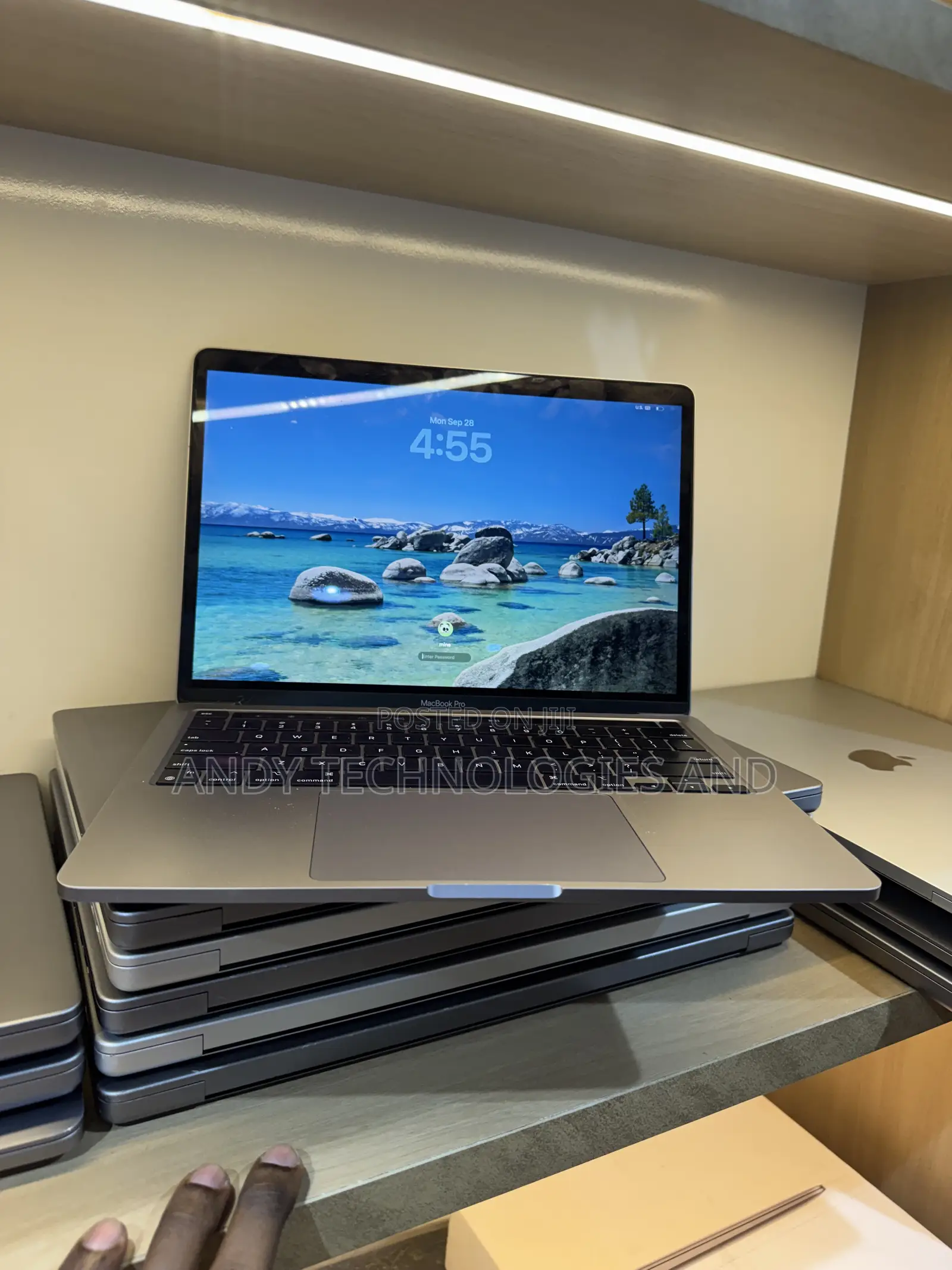 Laptop Apple MacBook Pro 2020 M1 16GB Apple M1 SSD 256GB