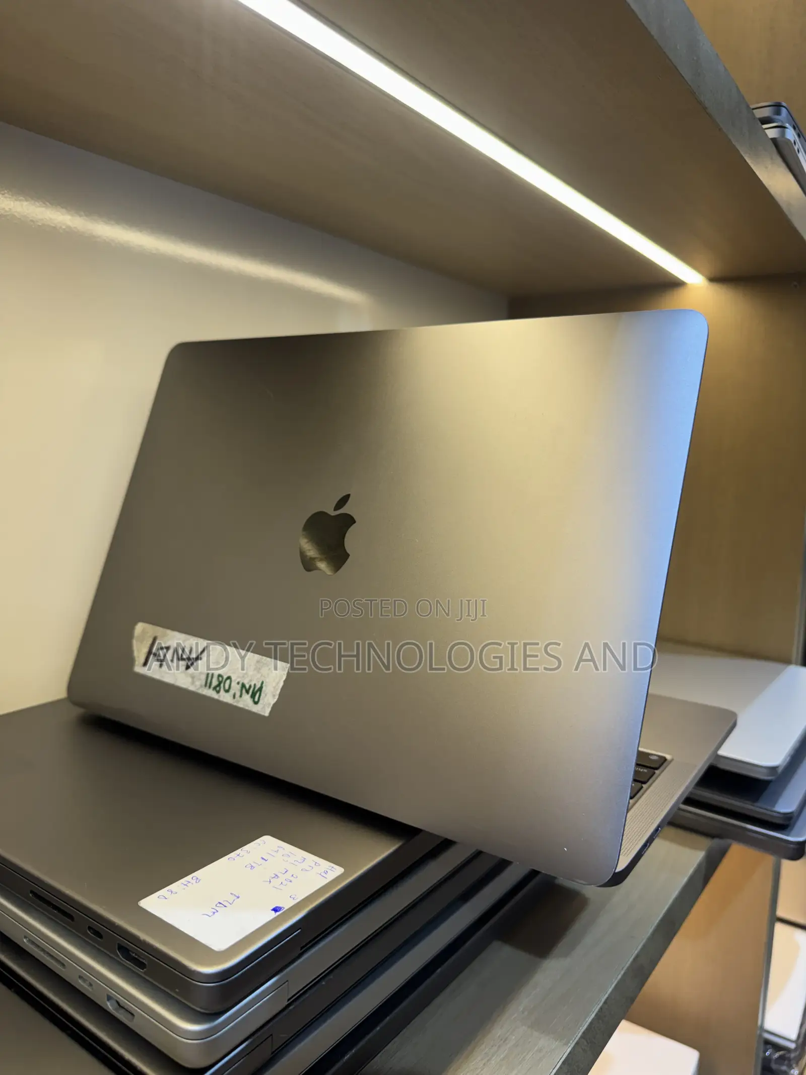 Laptop Apple MacBook Pro 2020 M1 16GB Apple M1 SSD 256GB
