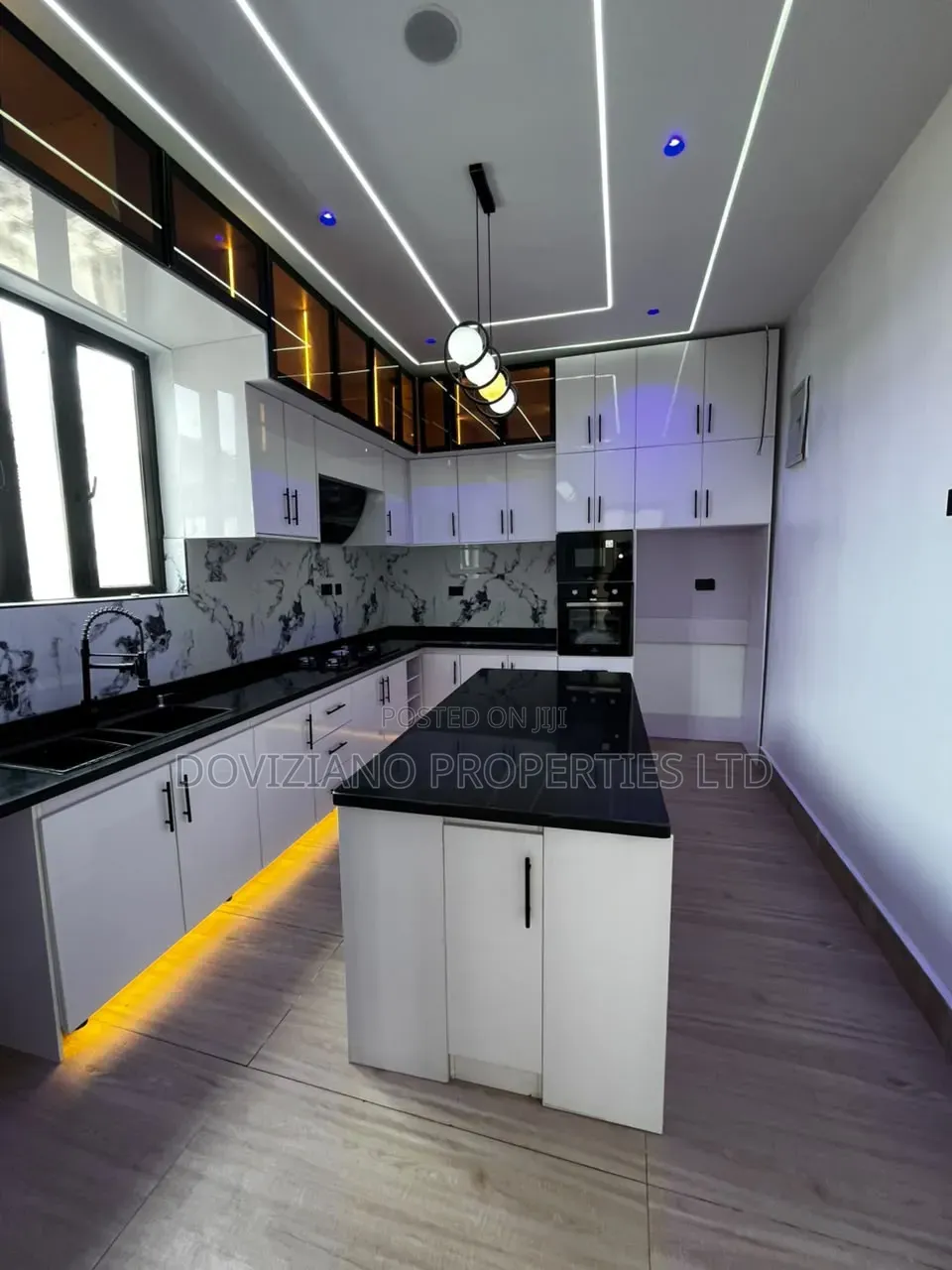 4bdrm Duplex in Off Lekki-Epe Expressway for sale