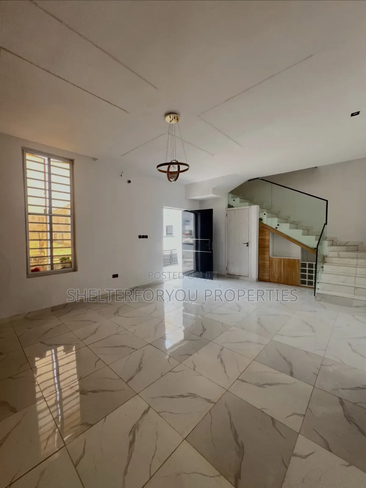 4bdrm Duplex in Ikota for sale