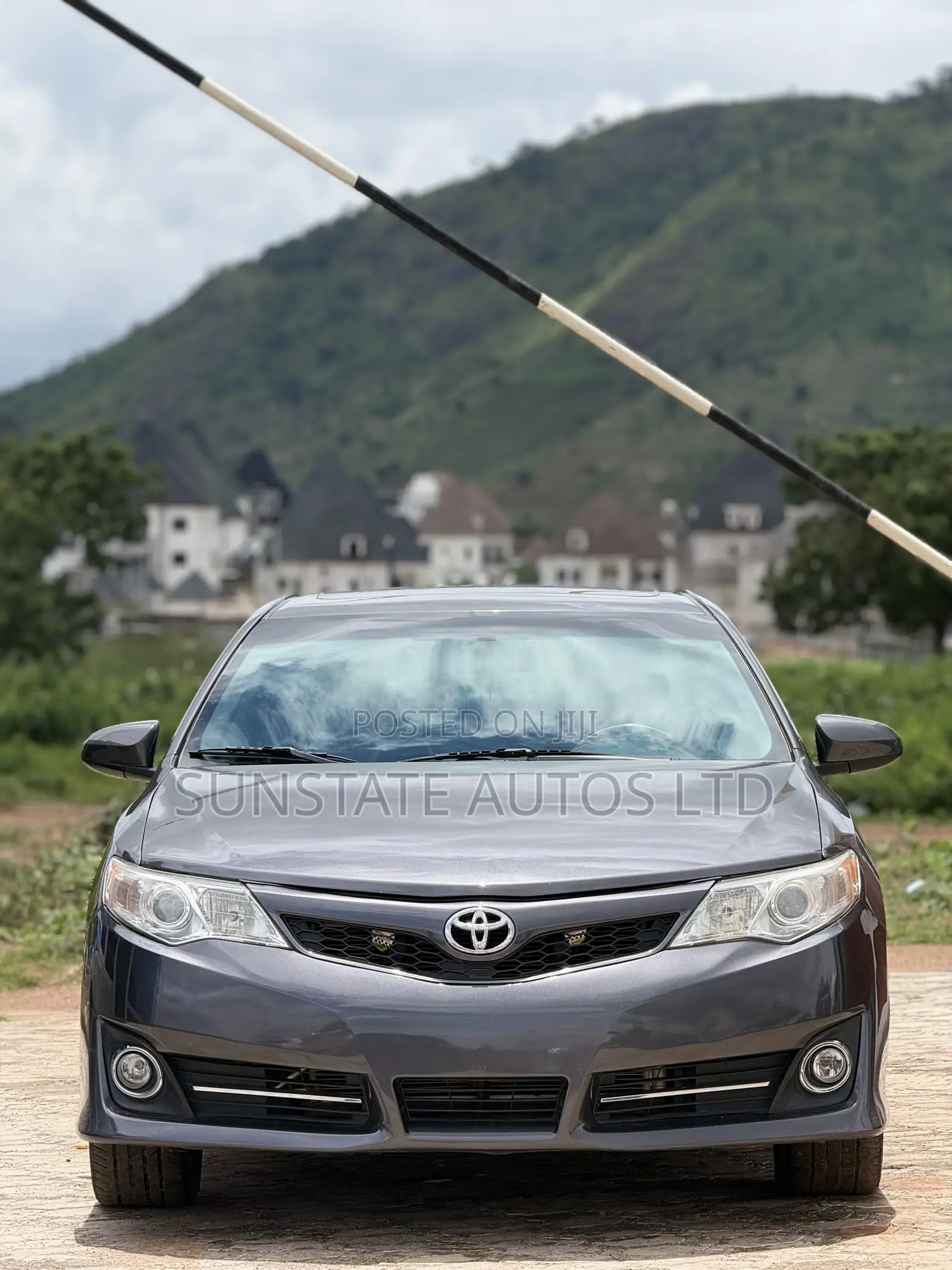 Toyota Camry 2013 Gray
