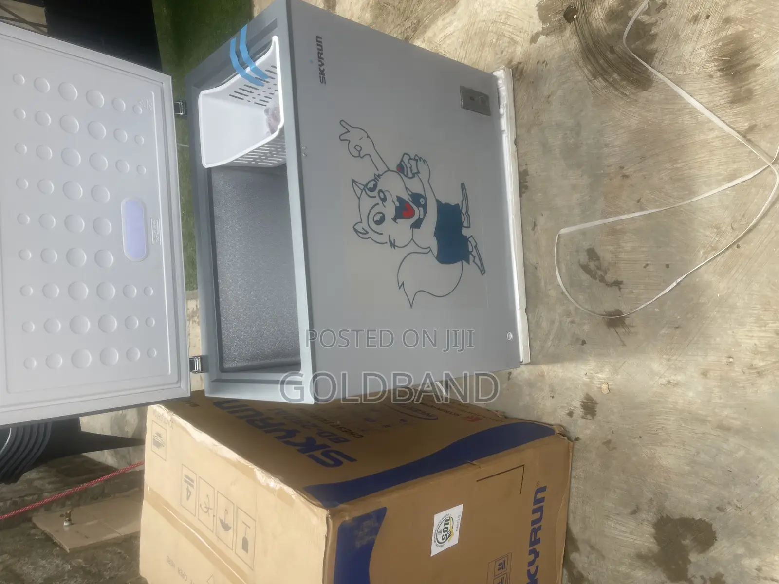 Skyrun 200L Inverter Freezer – Spacious Storage for Day Living