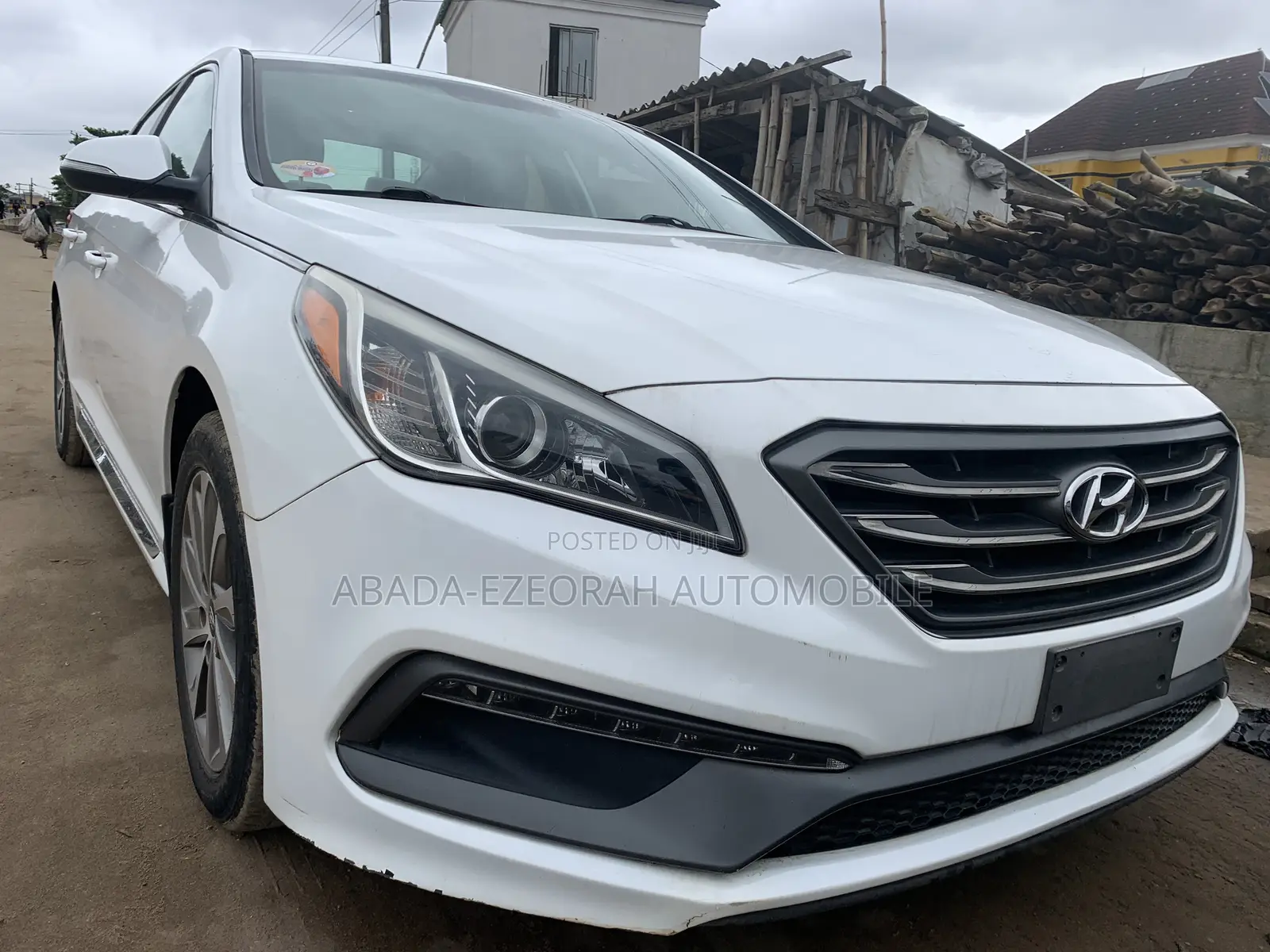 Hyundai Sonata Sport 4dr Sedan (2.4L 4cyl 6A) 2015 White