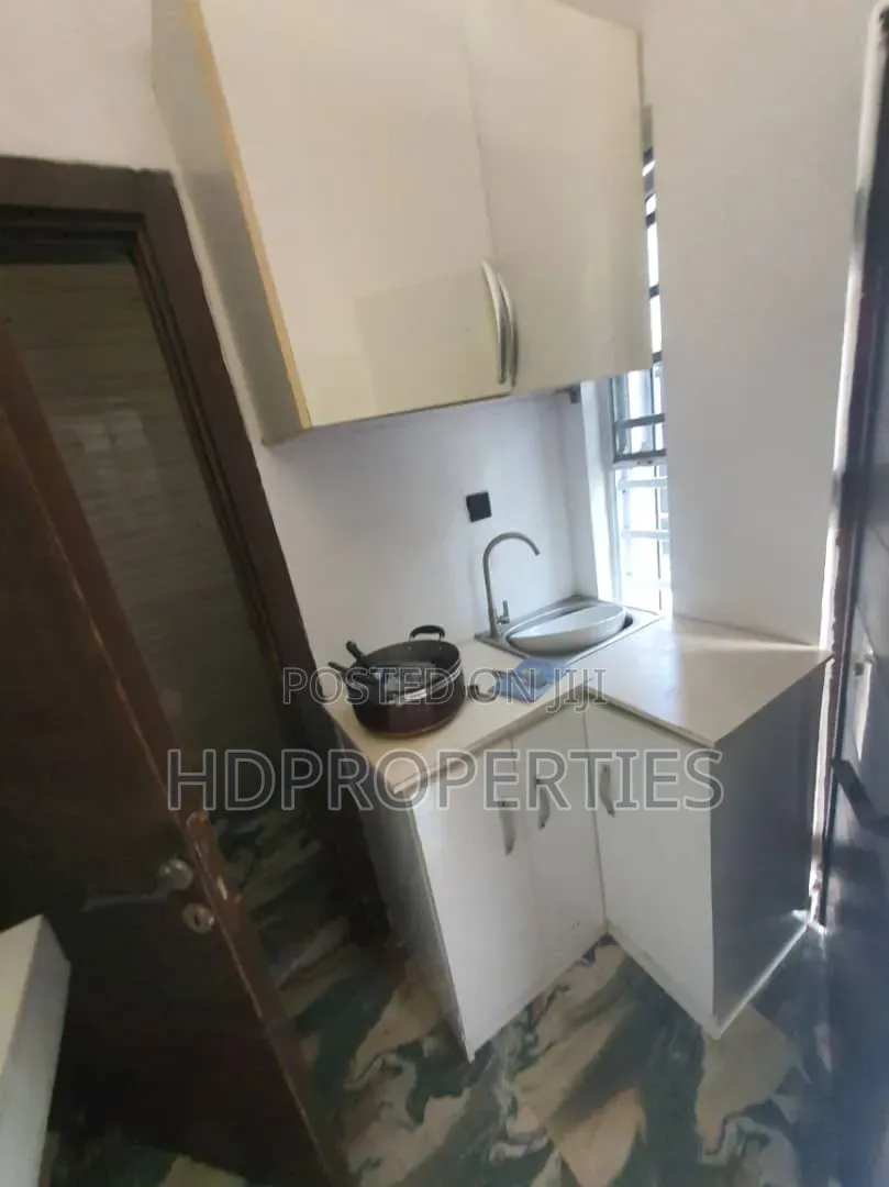 Furnished Mini Flat in Osapa London, Lagos Island / Lagos Island