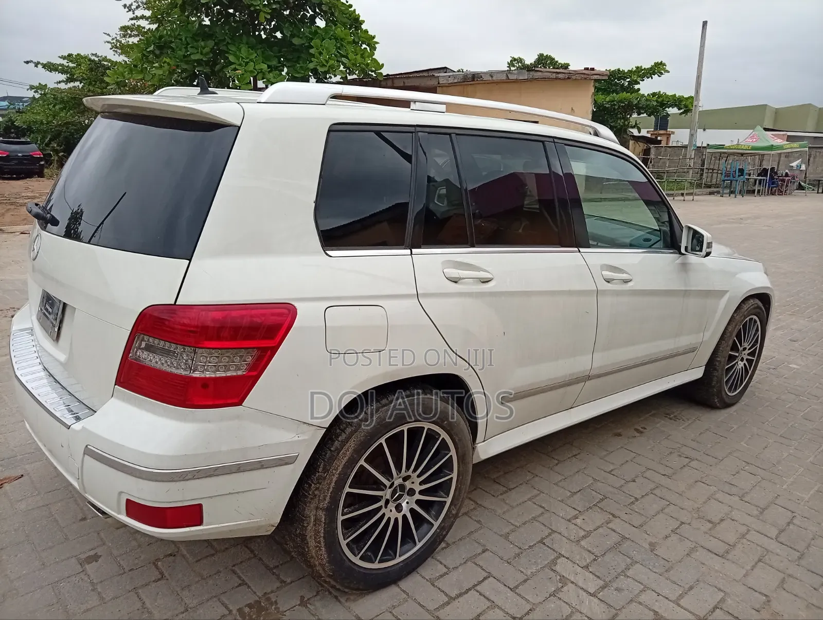 Mercedes-Benz GLK-Class 350 2011 White