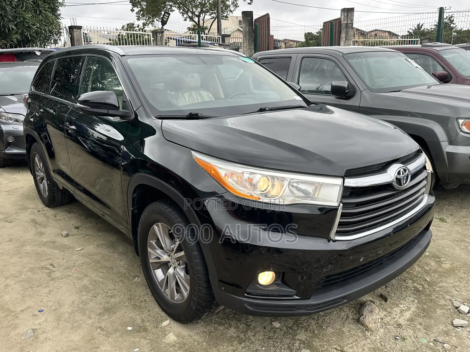 Toyota Highlander XLE 4dr SUV AWD (3.5L 6cyl 6A) 2015 Black