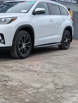 Toyota Highlander Limited Platinum 2019 White
