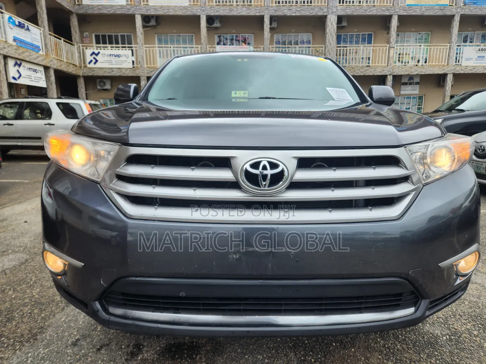 Toyota Highlander Plus 3.5L 4WD 2013 Gray